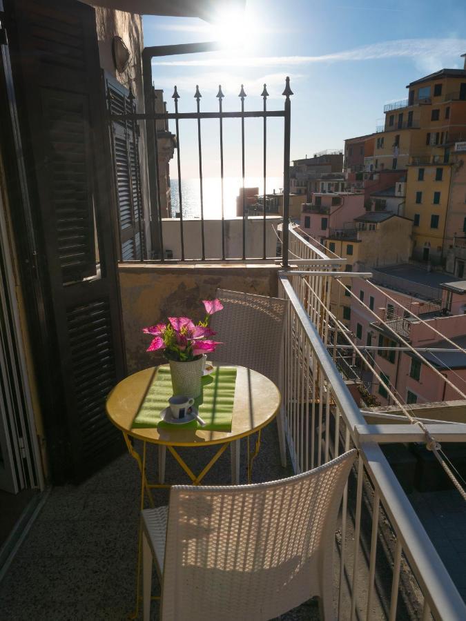 Shanti 1 - Terrace Apartment Riomaggiore Exterior photo